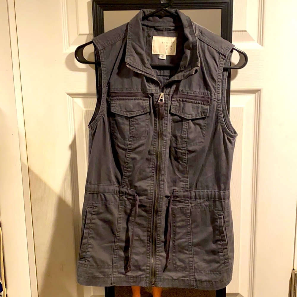 Dark gray vest size xs brand new never worn